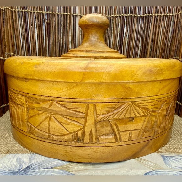 VT Monkey Pod Wood Cake Dome Cover The Hardwood Factory Kauai Hawaii Hand Carved - Picture 3 of 8